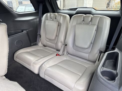 Used 2012 Ford Explorer XLT image 23