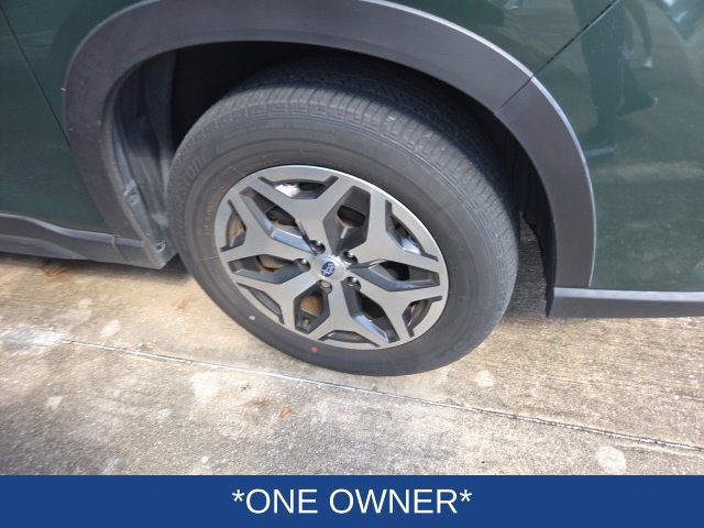Used 2023 Subaru Forester Premium AWD/4WD image 5