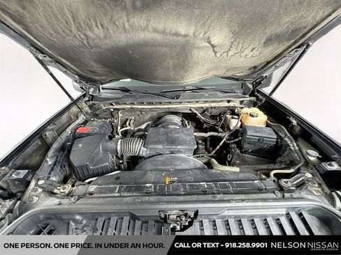 Used 2021 Chevrolet Silverado 2500 Custom w/ Custom Value Package image 28