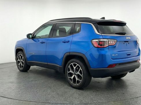 Used 2025 Jeep Compass Limited AWD/4WD image 6