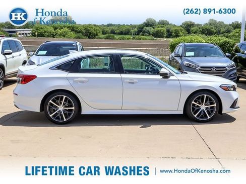 Certified 2024 Honda Civic Touring image 6