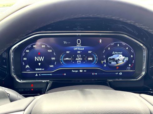 Used 2024 Chevrolet Silverado 1500 ZR2 w/ Technology Package image 27