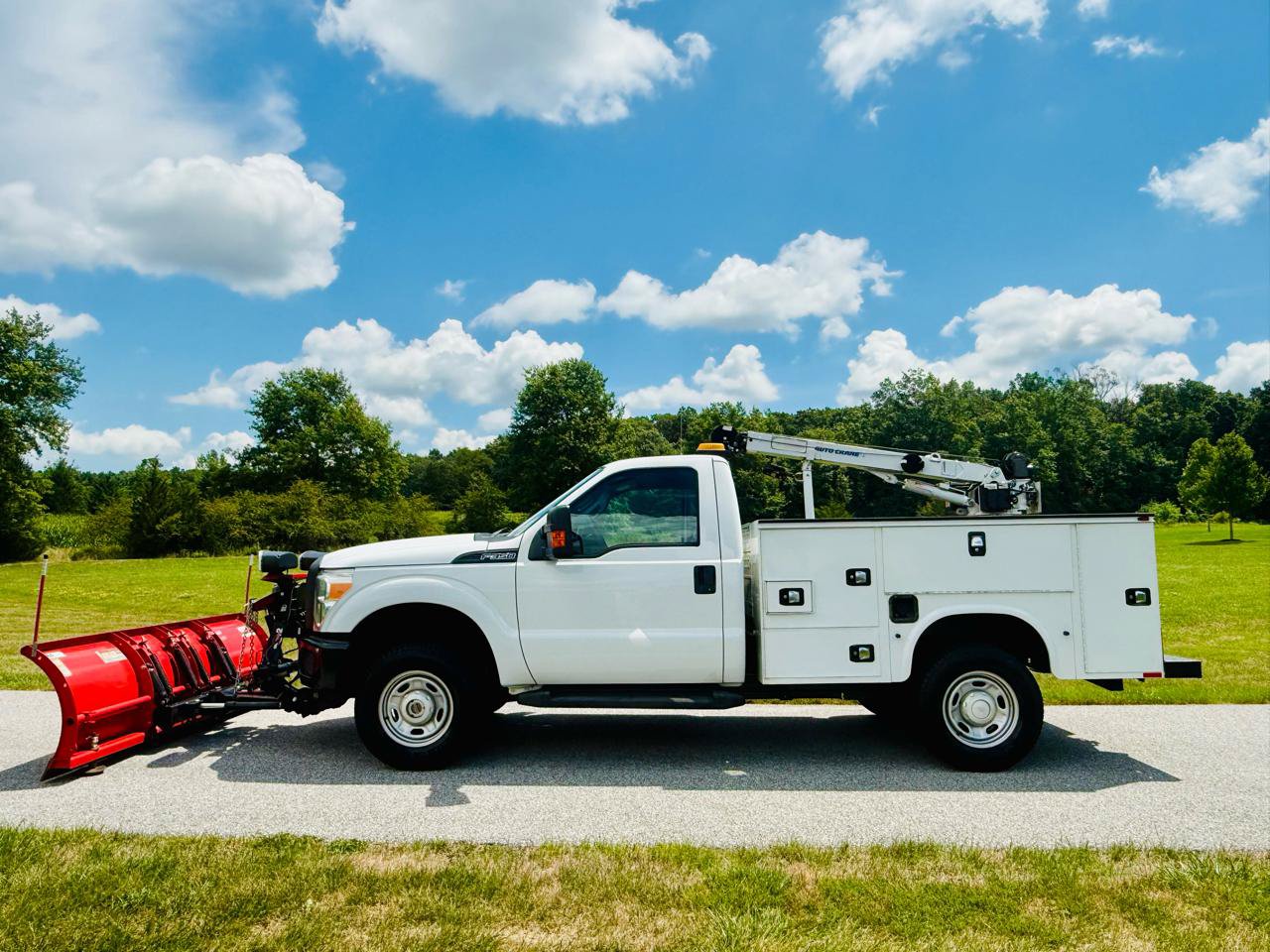 Used 2015 Ford F350 XL AWD/4WD image 1