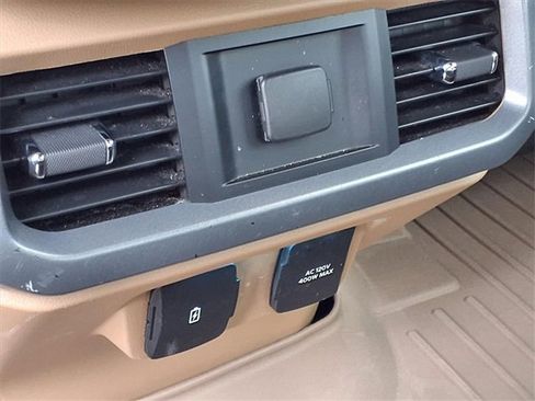 Used 2023 Ford F150 Lariat w/ Trailer Tow Package image 22