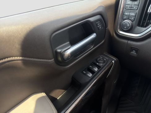 Used 2020 Chevrolet Silverado 1500 RST w/ All-Star Edition AWD/4WD image 12