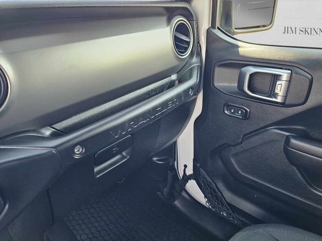 Used 2018 Jeep Wrangler Unlimited Sport S AWD/4WD image 27