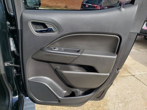 Used 2022 Chevrolet Colorado LT w/ Luxury Package image 30