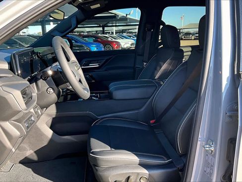 New 2026 Chevrolet Silverado EV LT w/ Plus Package image 10