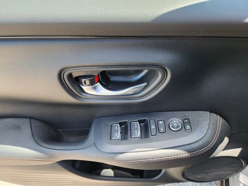 Used 2026 Honda HR-V Sport image 16