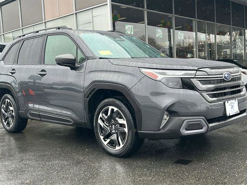 Certified 2025 Subaru Forester Limited AWD/4WD image 1