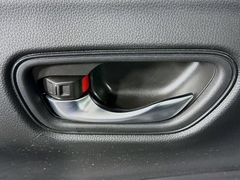 Certified 2023 Honda HR-V LX image 25