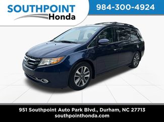 Used 2016 Honda Odyssey Touring video 3