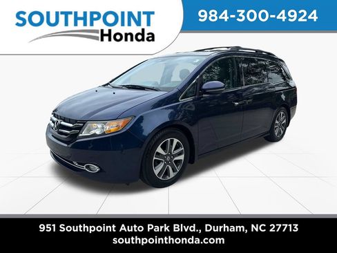 Used 2016 Honda Odyssey Touring image 3