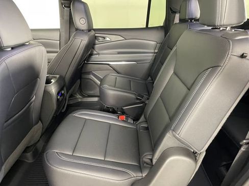 Used 2026 Chevrolet Traverse LT w/ Driver Confidence Package AWD/4WD image 15
