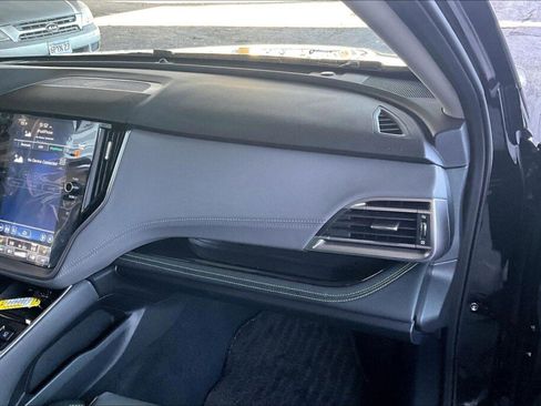 Certified 2025 Subaru Outback Onyx Edition XT image 11