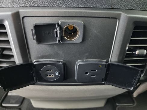 Used 2022 Ford F250 XLT w/ XLT Premium Package image 41