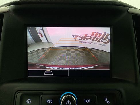 Certified 2023 GMC Terrain SLE w/ Driver Convenience Package image 17