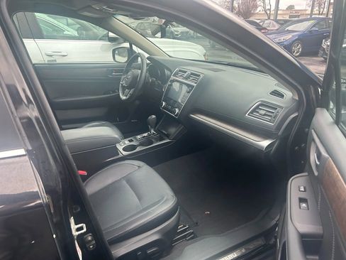 Used 2018 Subaru Outback 2.5i Limited image 6