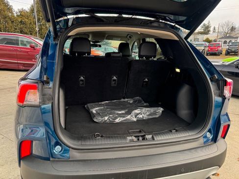 Used 2020 Ford Escape SEL image 15