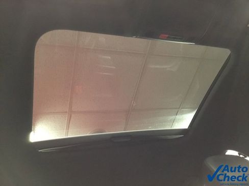 Used 2015 Volkswagen GTI SE w/ Lighting Package (SEL) image 38