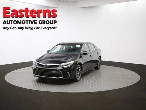 Used 2018 Toyota Avalon Limited image 53