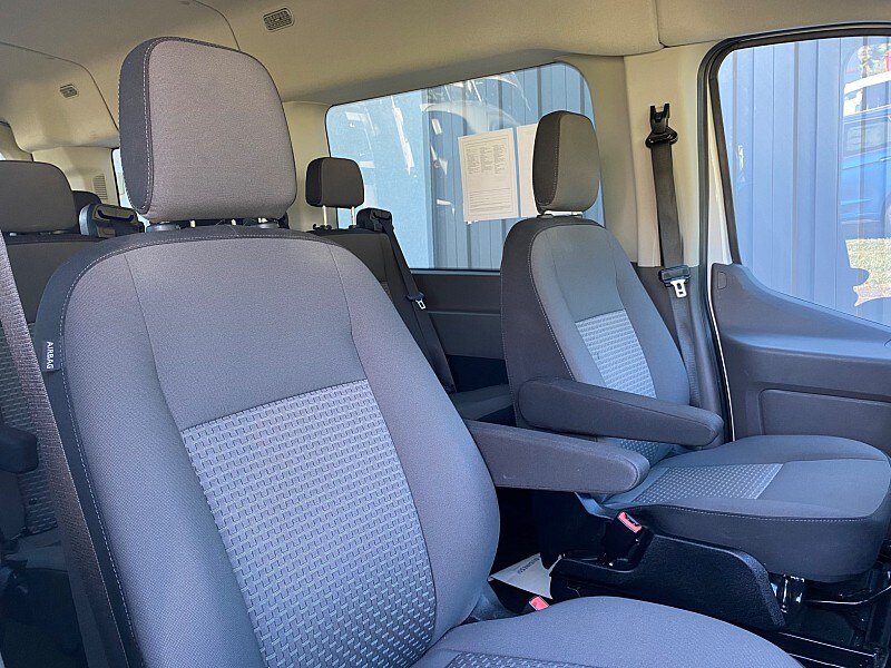 Used 2025 Ford Transit 350 XLT RWD image 30