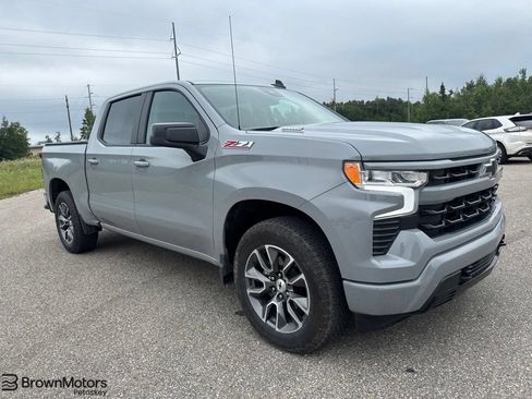 Used 2024 Chevrolet Silverado 1500 RST w/ Z71 Off-Road Package AWD/4WD image 1