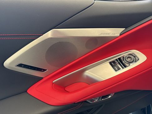 Used 2025 Chevrolet Corvette Stingray Preferred Cpe w/ 2LT image 41