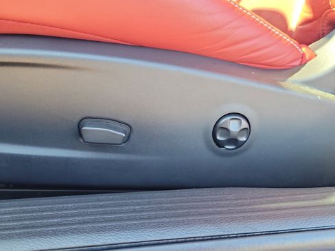 Used 2022 Dodge Challenger SRT Hellcat image 5