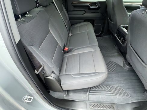 Used 2024 Chevrolet Silverado 1500 LT Trail Boss w/ Convenience Package II image 11