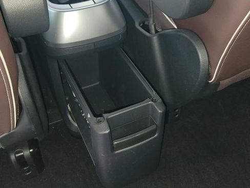 Used 2025 Volkswagen ID. Buzz Pro S image 23