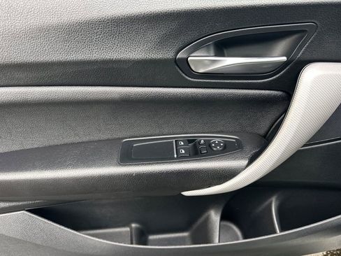 Used 2020 BMW 230i Coupe w/ M Sport Package image 10