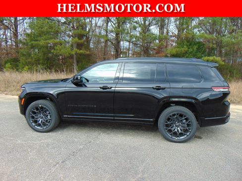 New 2025 Jeep Grand Cherokee L Summit w/ Advanced Protech Group IV AWD/4WD image 4