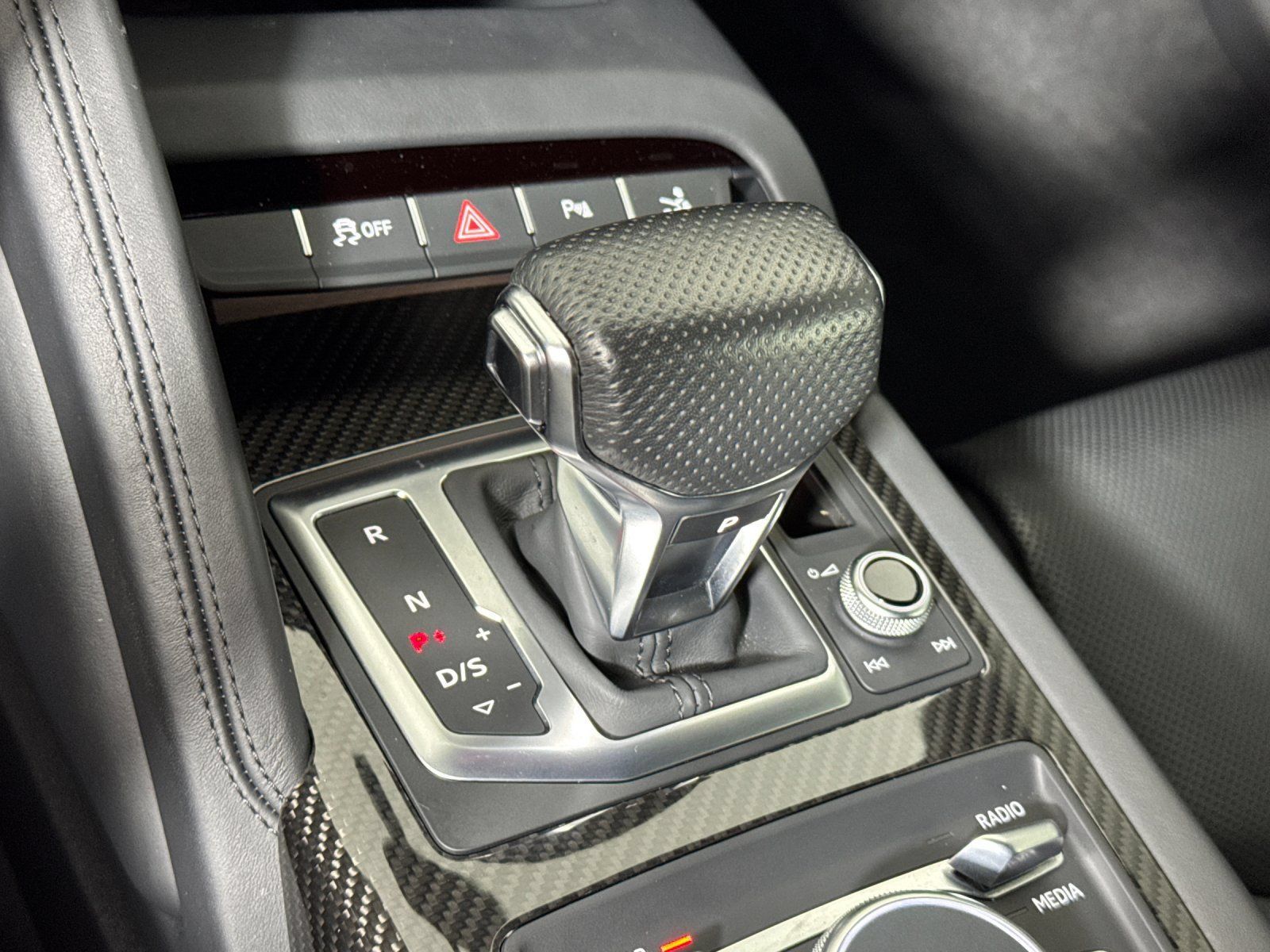Used 2023 Audi R8 V10 performance w/ Dynamic Package RWD image 19
