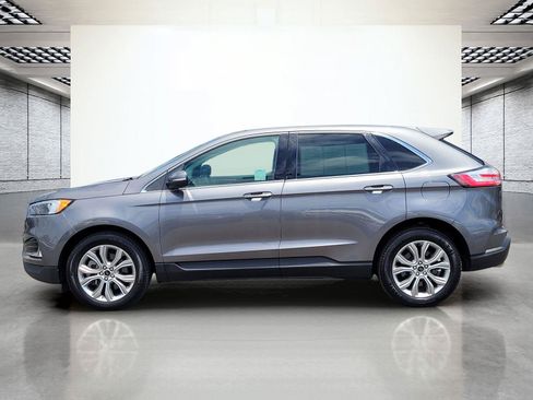 Used 2023 Ford Edge Titanium AWD/4WD image 10