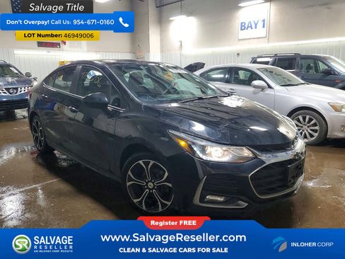 Used 2019 Chevrolet Cruze LT w/ Convenience Package image 5