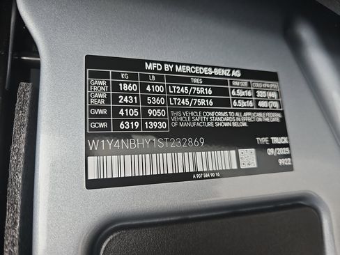 New 2025 Mercedes-Benz Sprinter 2500 image 37