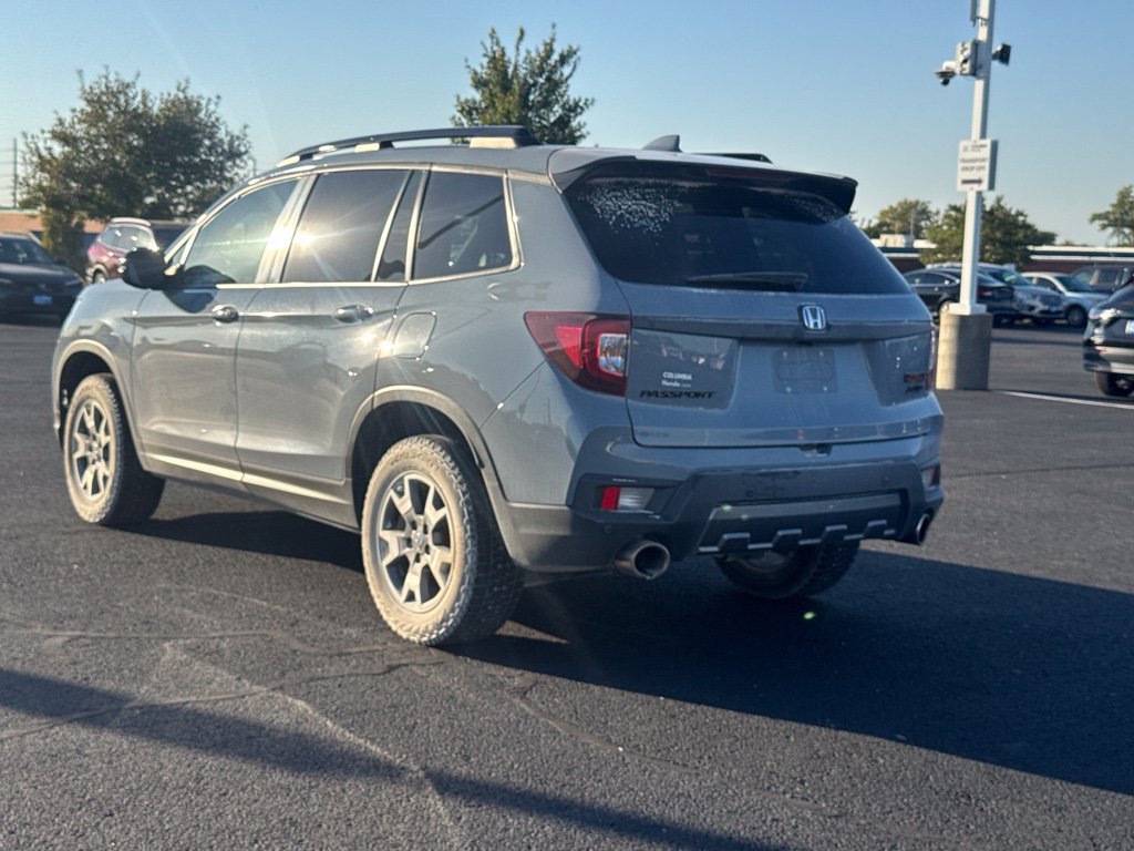 Used 2023 Honda Passport TrailSport image 6