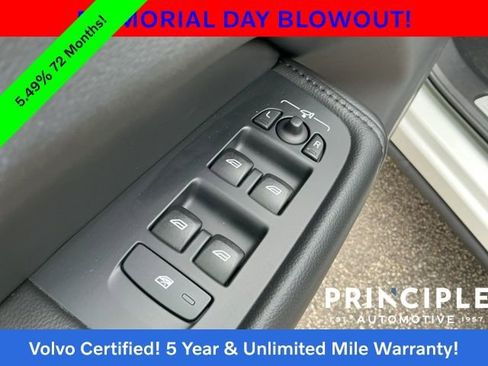 Certified 2023 Volvo XC60 B5 Core FWD image 28