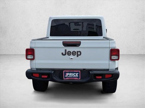 Used 2022 Jeep Gladiator Rubicon AWD/4WD image 6