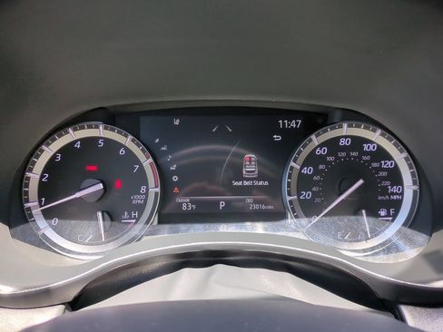 Used 2022 Toyota Highlander XSE AWD/4WD image 27