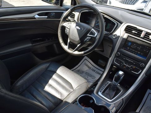 Used 2016 Ford Fusion SE w/ Equipment Group 202A AWD/4WD image 14
