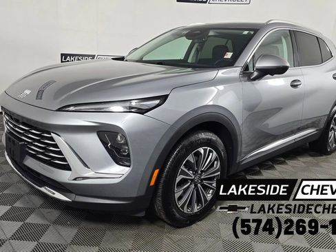 Used 2025 Buick Envision Preferred AWD/4WD image 1