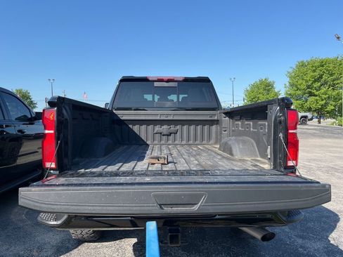 Used 2024 Chevrolet Silverado 2500 LTZ w/ LTZ Plus Package AWD/4WD image 11