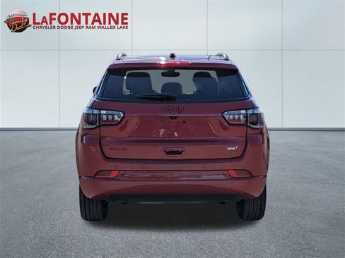 Certified 2023 Jeep Compass Limited image 4