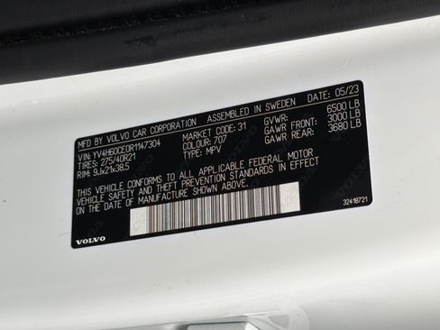 Certified 2024 Volvo XC90 T8 Plus w/ Protection Package Premier AWD/4WD image 37