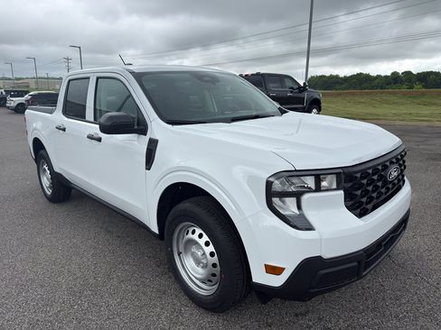 New 2026 Ford Maverick XL AWD/4WD image 3