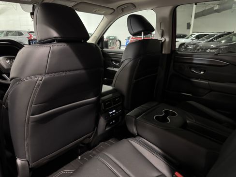 New 2026 Honda Pilot Touring image 34