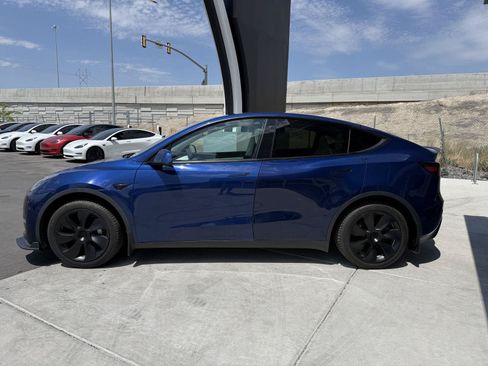Used 2020 Tesla Model Y Long Range AWD/4WD image 5