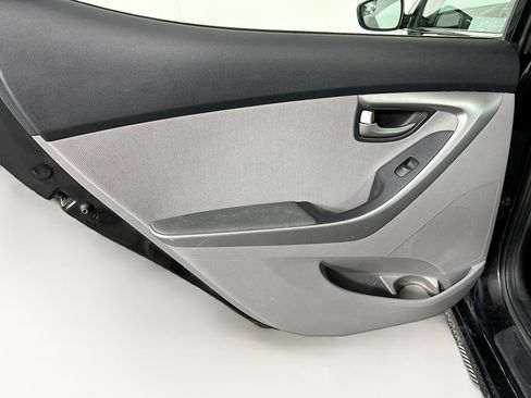 Used 2016 Hyundai Elantra Sport w/ Option Group 03 image 27